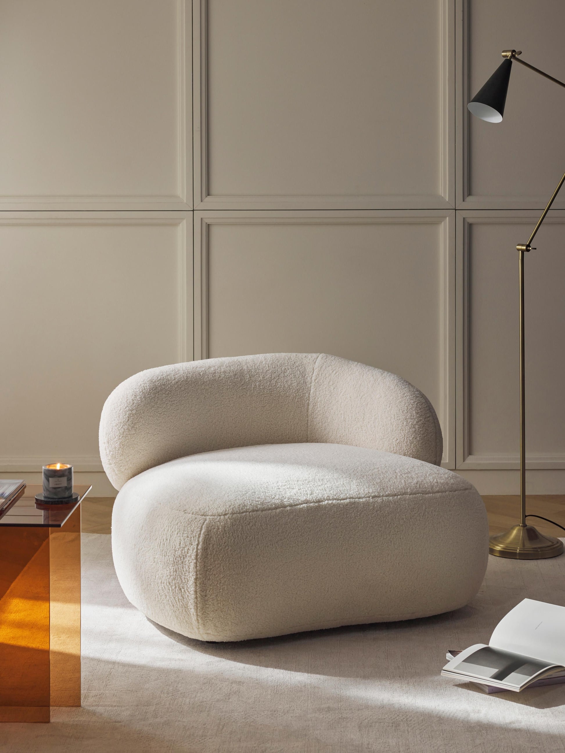 Alba Lounge Armchair, Teddy Fur
