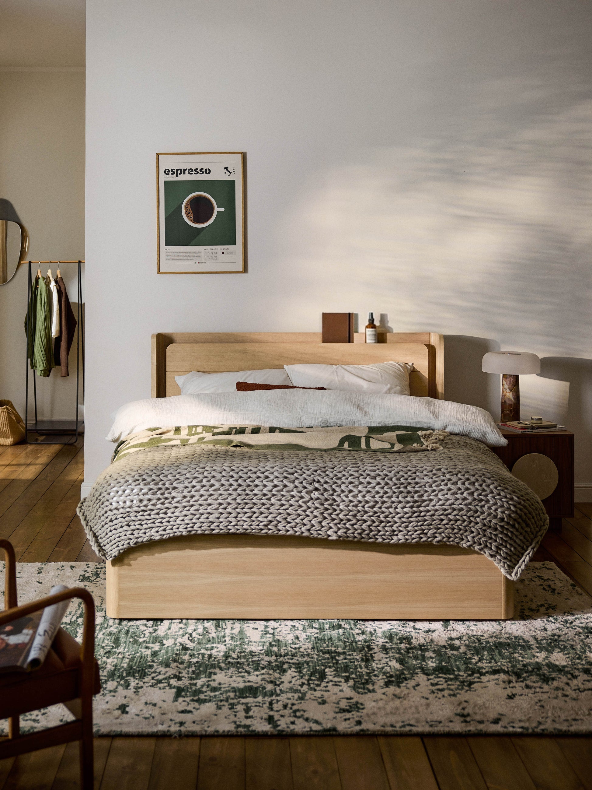 Allow Wood Bed with Drawers