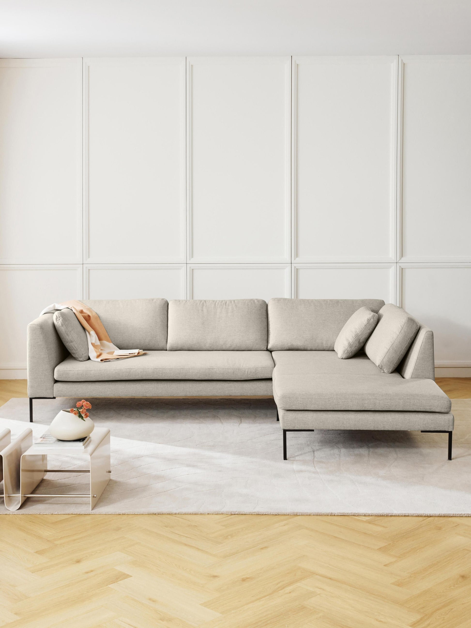 Emma Corner Settee with Metal Legs