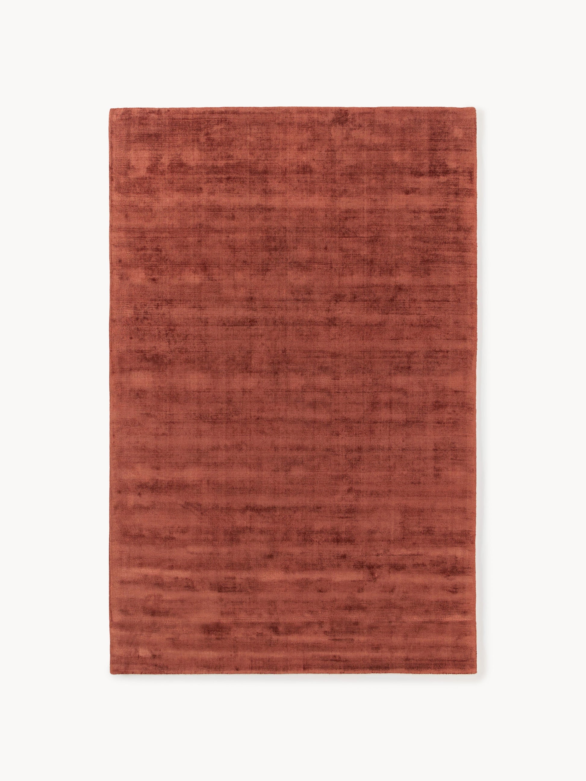 Jane Rug in Viscose, Hand-Woven