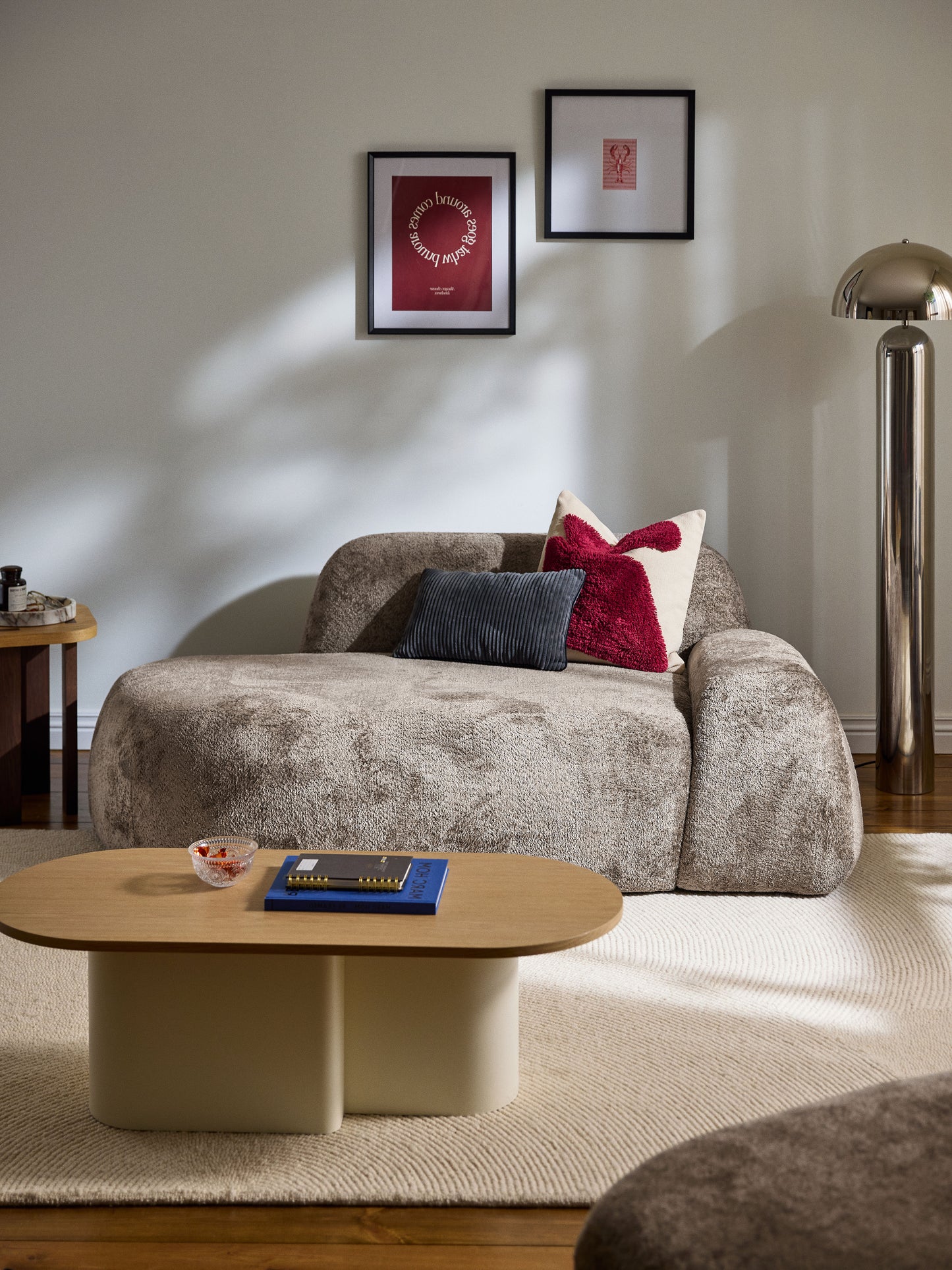 Wolke Teddy Bouclé Settee with Chaise Longue (2-Seater)