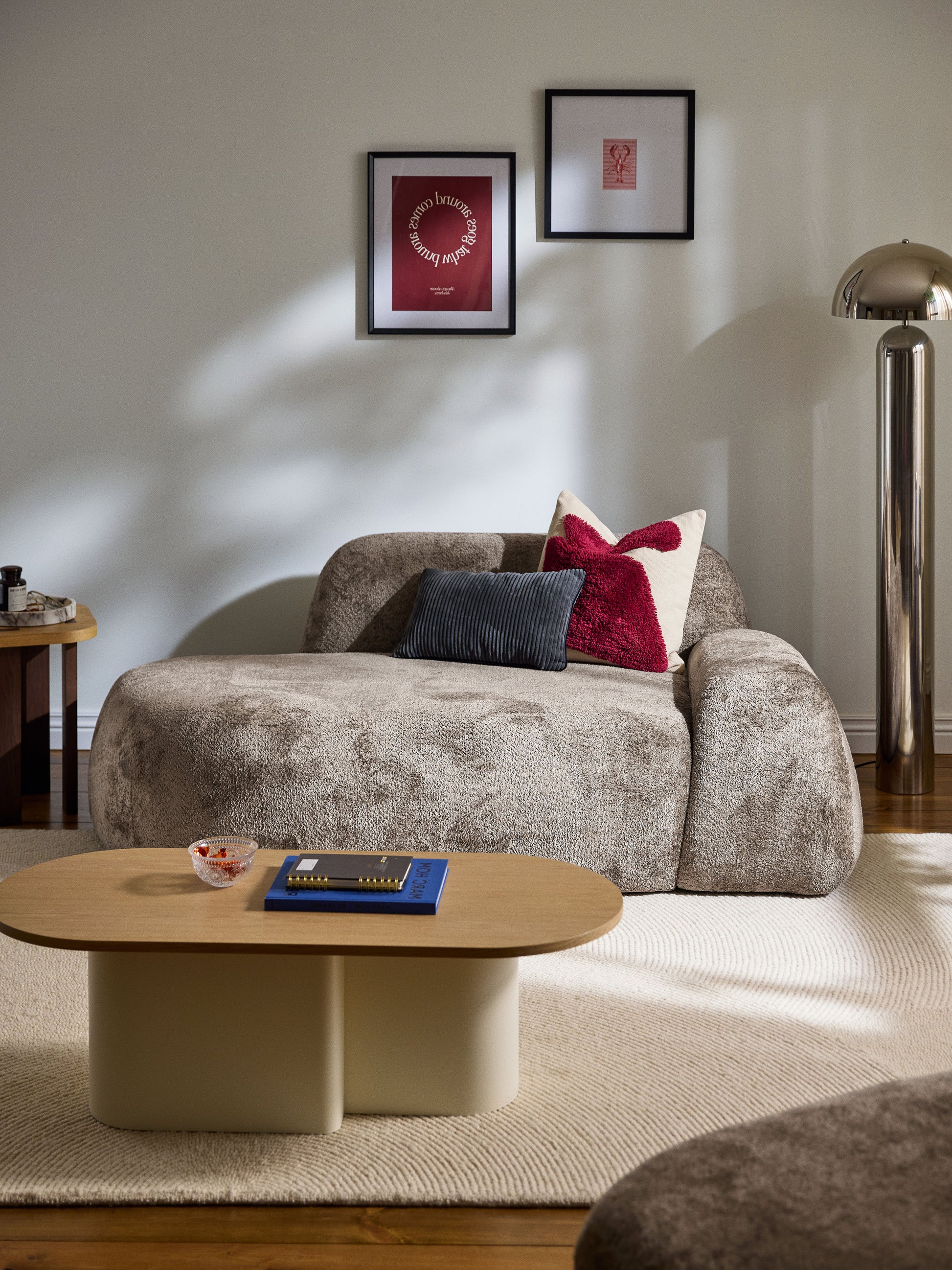 Wolke Teddy Bouclé Settee with Chaise Longue (2-Seater)
